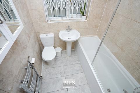 108 Waye Avenue, Hounslow, TW5 9SF