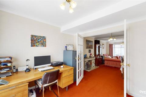 47 Coledale Drive, Stanmore, HA7 2QE