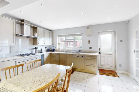 47 Coledale Drive, Stanmore, HA7 2QE