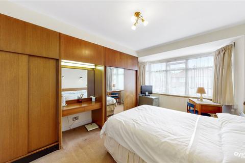 47 Coledale Drive, Stanmore, HA7 2QE