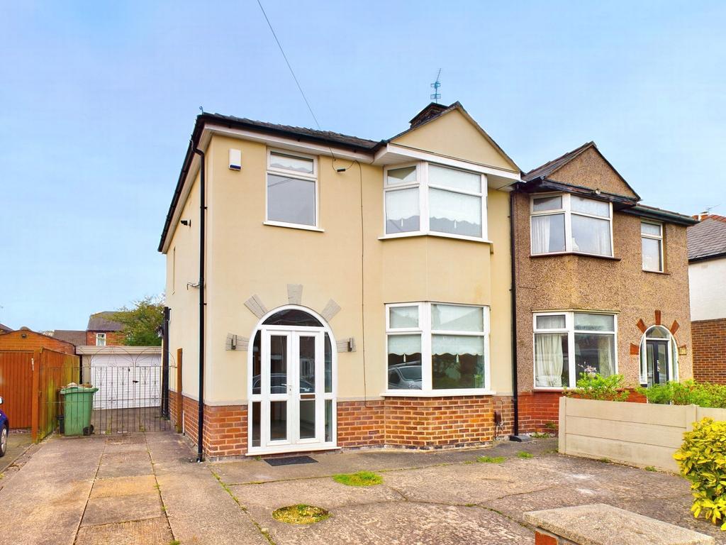 Brookside Avenue, Eccleston, WA10 3 bed semidetached house £950 pcm
