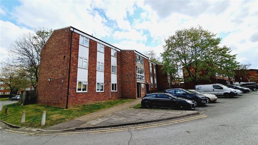 Hawkins Close, Harrow, HA1 2 bed apartment £330,000
