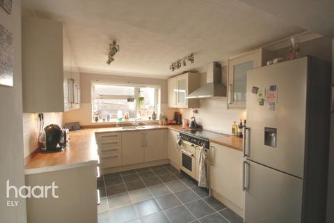 46 Saffron Close, Littleport, Ely, CB6 1HR