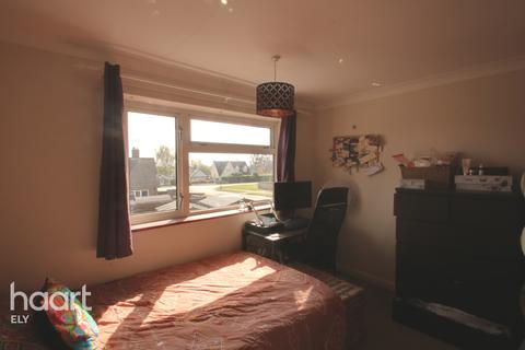 46 Saffron Close, Littleport, Ely, CB6 1HR