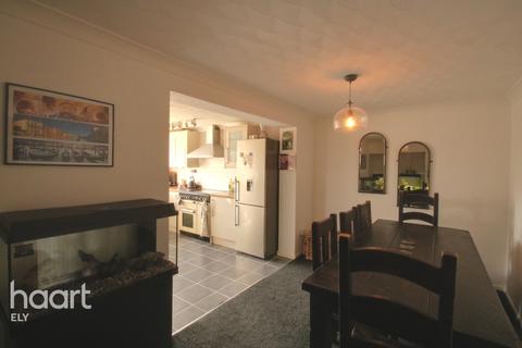46 Saffron Close, Littleport, Ely, CB6 1HR