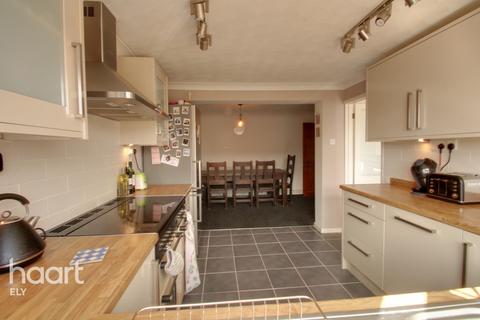 46 Saffron Close, Littleport, Ely, CB6 1HR
