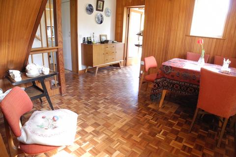 87 Loddon Road, Ditchingham, Bungay, NR35 2RA