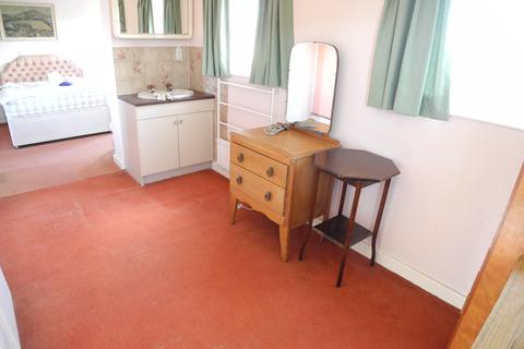 87 Loddon Road, Ditchingham, Bungay, NR35 2RA