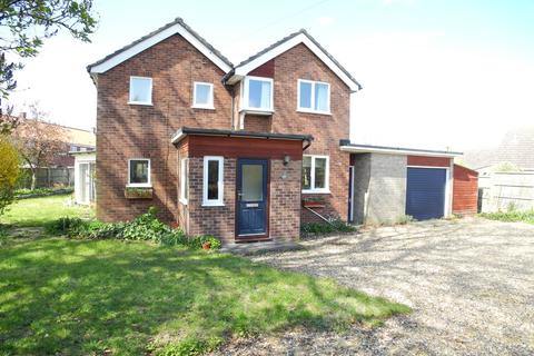 87 Loddon Road, Ditchingham, Bungay, NR35 2RA