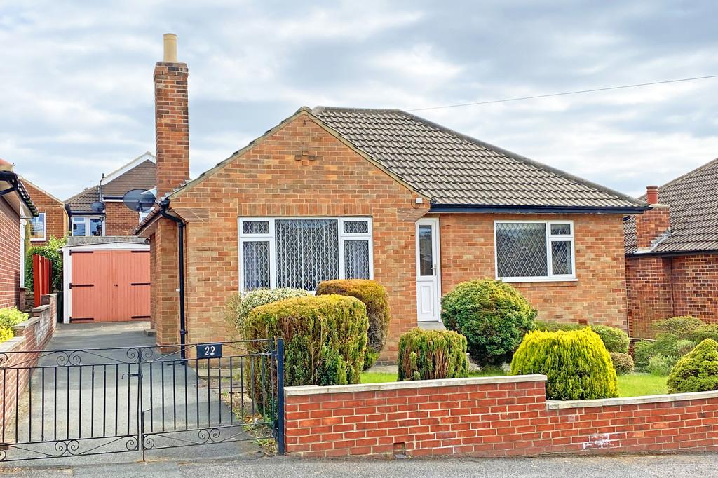 Knox Drive, Harrogate 2 bed detached bungalow £225,000