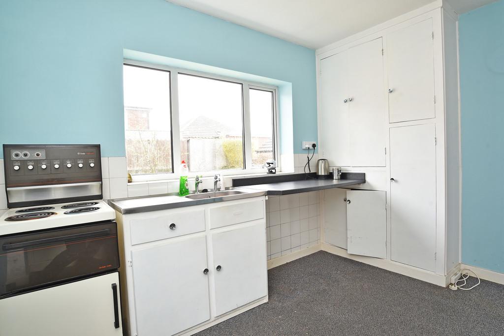 Knox Drive, Harrogate 2 bed detached bungalow £225,000