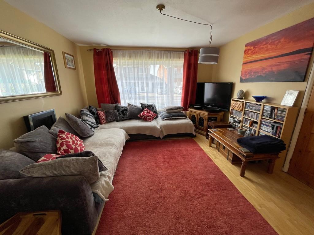 Thorndale Road, Belmont 6 bed link detached house £275,000