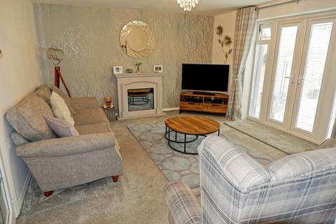 8 Alan Smith Close, Polesworth, Tamworth, B78 1PU