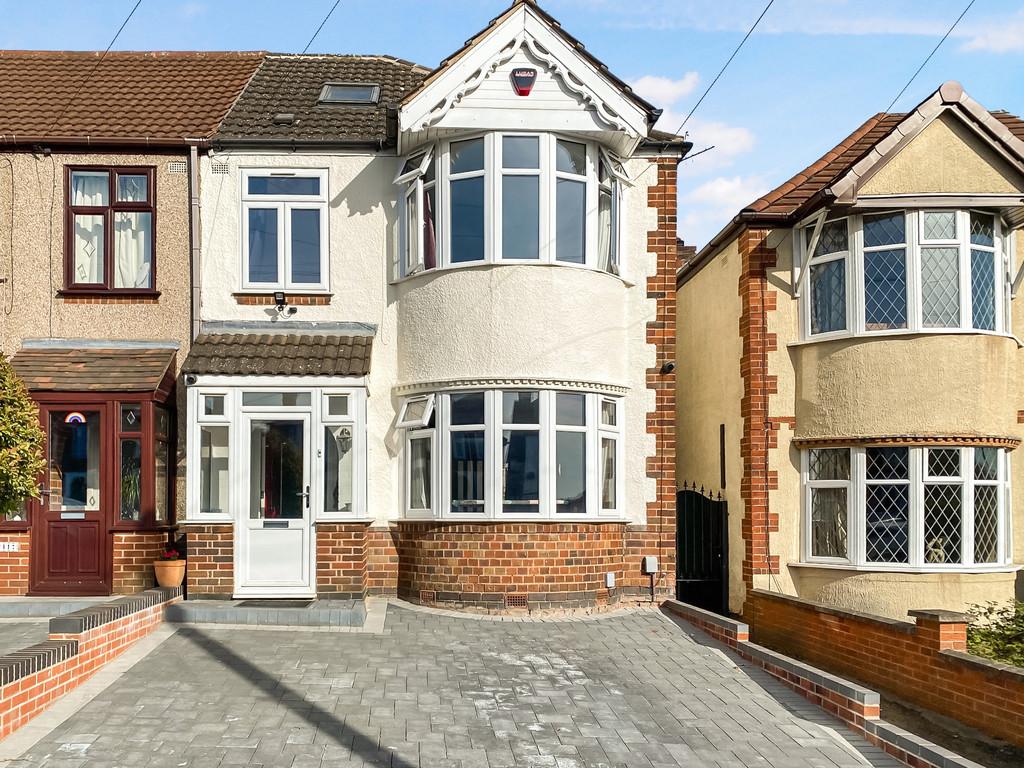 Grayswood Avenue, Coundon, Coventry 3 bed end of terrace house £255,000