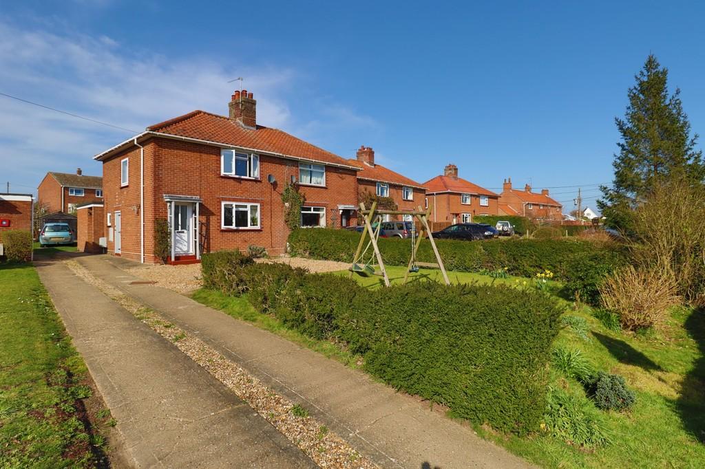 Scole Road, Brockdish 3 bed semidetached house £250,000