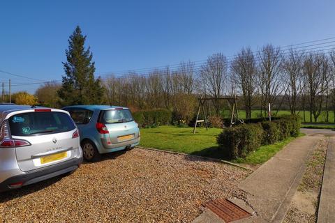 22 Scole Road, Brockdish, Diss, IP21 4JL