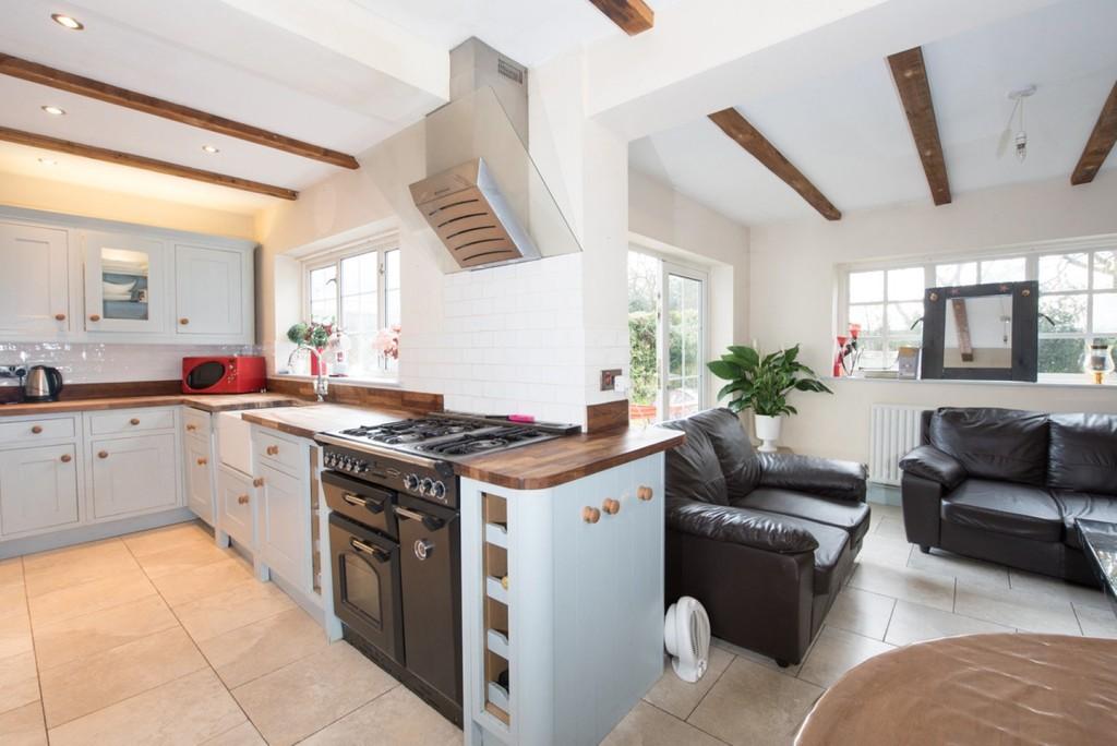 Road, Four Oaks 4 bed detached house £750,000
