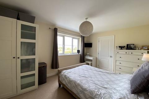 56 Bryn Celyn, Llanharry, Pontyclun, CF72 9ZE