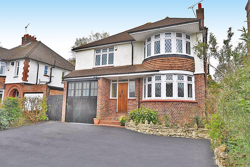 Buckland Road, Maidstone ME16 5 bed detached house £700,000