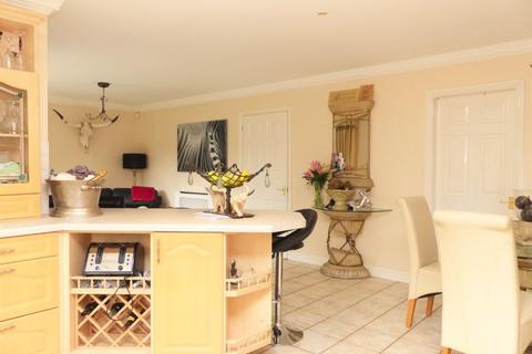 7 Millstone Close, Walmley, Sutton Coldfield, B76 1TX
