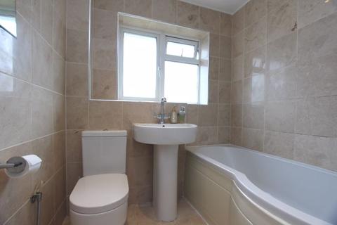 85 Groveside Close, Carshalton, SM5 2ET