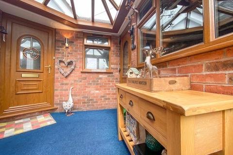 59 Dales Green, Rookery, Stoke-on-trent, ST7 4RH