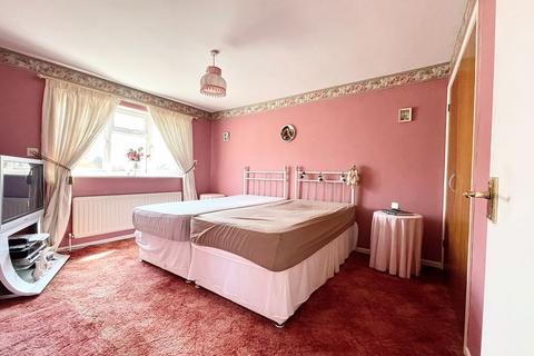 Wayfield Cherry Orchard Road, Lower Moor, Pershore, WR10 2PN