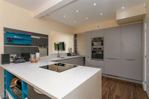 36 Beckwith Crescent, Harrogate, HG2 0BQ