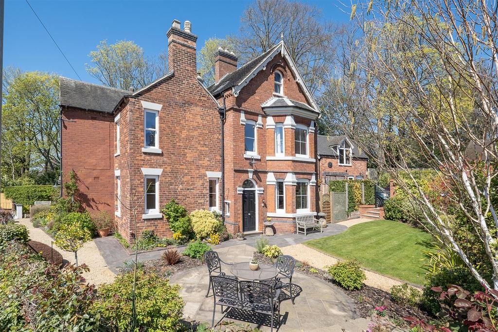 Borrowcop Lane, Lichfield 5 bed detached house £995,000