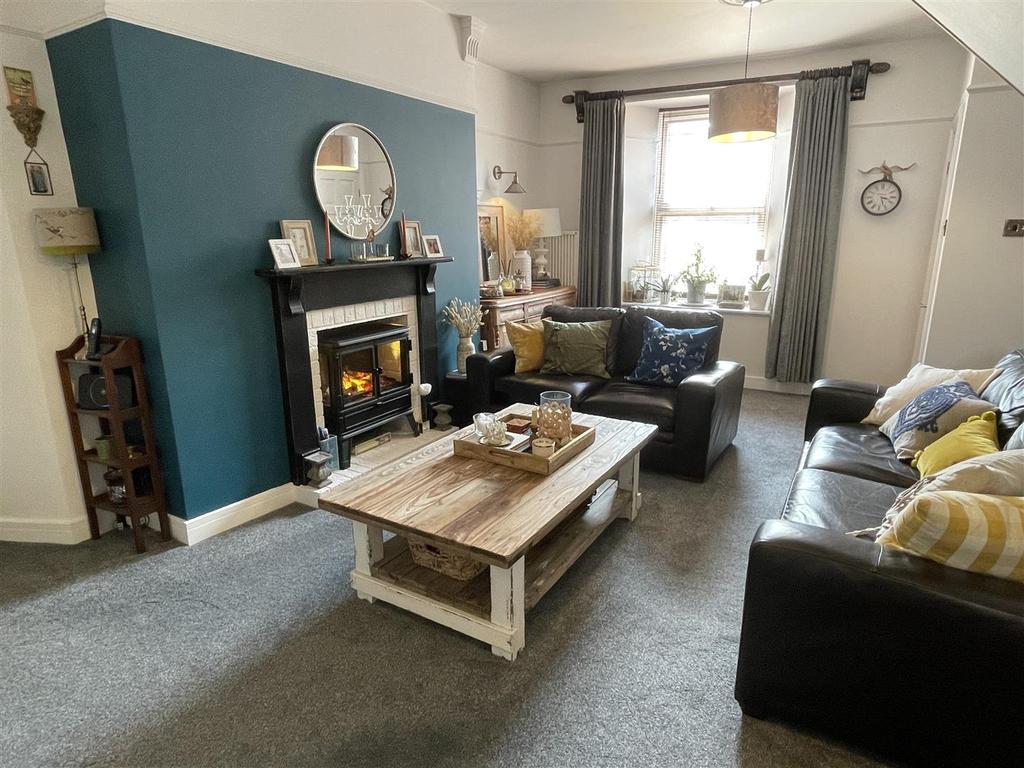 Lounge: