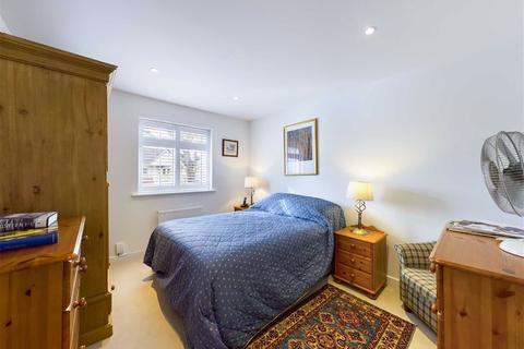 127 Arle Road, Cheltenham, GL51 8LJ