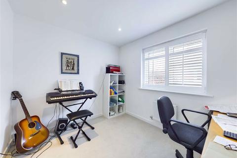 127 Arle Road, Cheltenham, GL51 8LJ