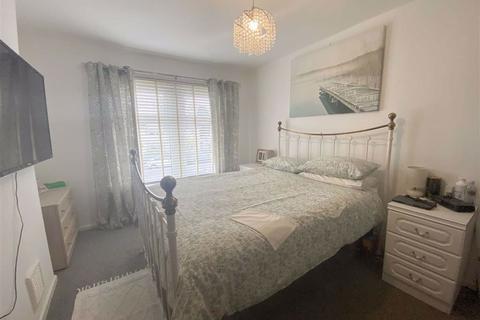 190 Colcot Road, Barry, CF62 8UJ
