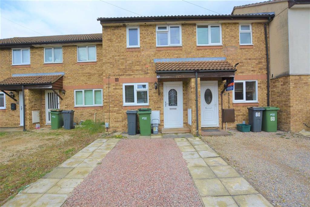 Overbrook Road, Hardwicke 2 bed terraced house £170,000