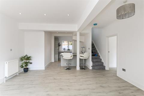 41 Selwyn Crescent, Welling, DA16 2AN
