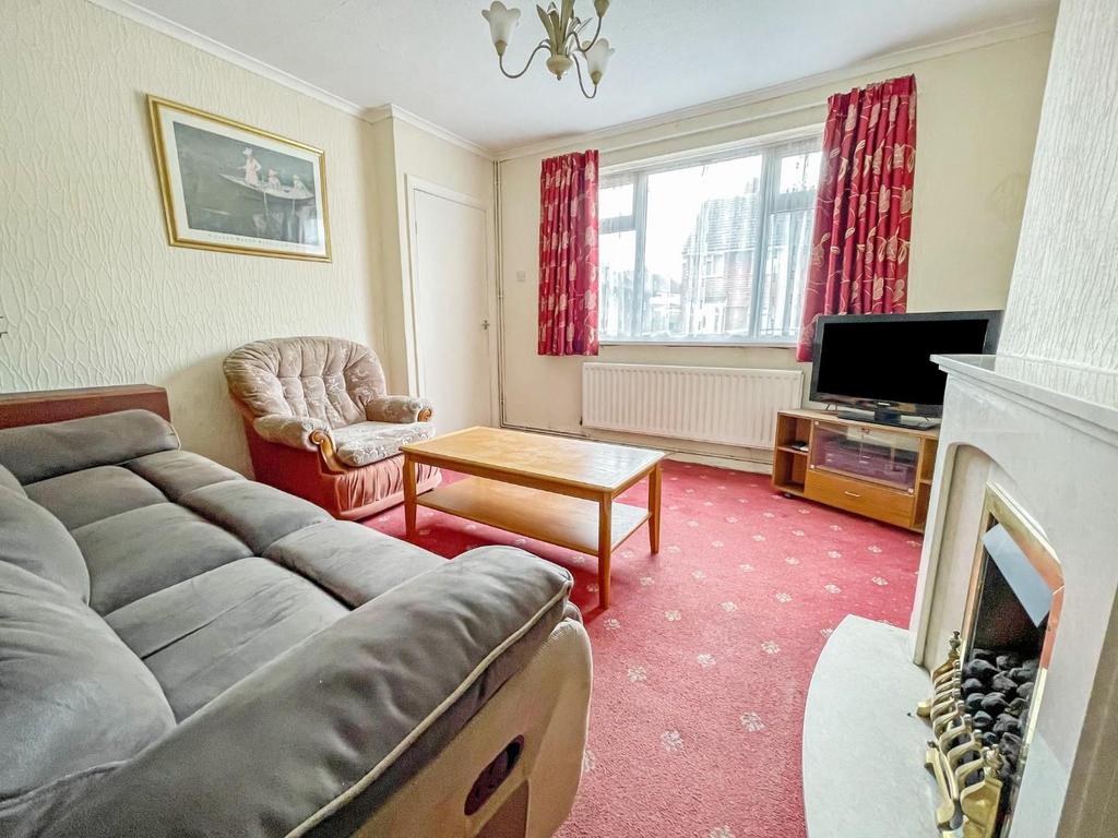 Treherne Road, Coventry, CV6 3 bed terraced house £150,000