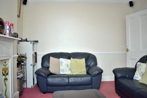 95 Perry Hill, London, SE6 4LP
