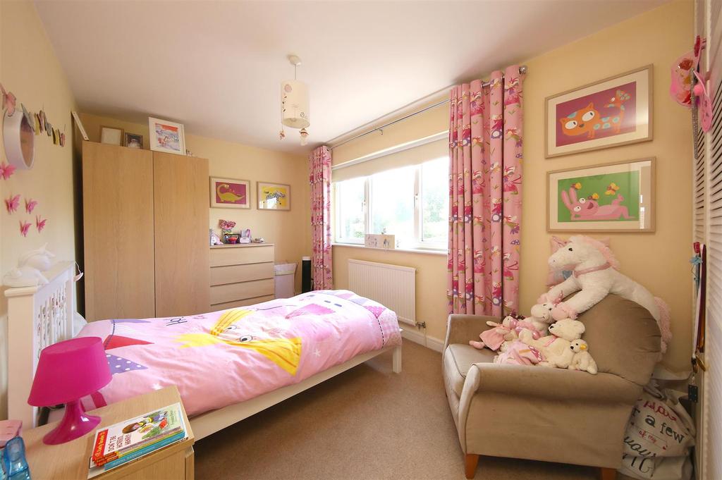 83 Windemere Av. 3461.JPG
