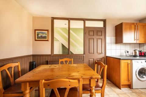 216 Colwell Drive, Witney, OX28 5LW