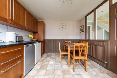 216 Colwell Drive, Witney, OX28 5LW