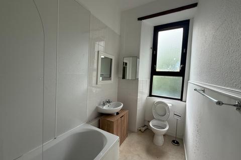 2 bedroom flat to rent, Perth Road, Dundee, DD2
