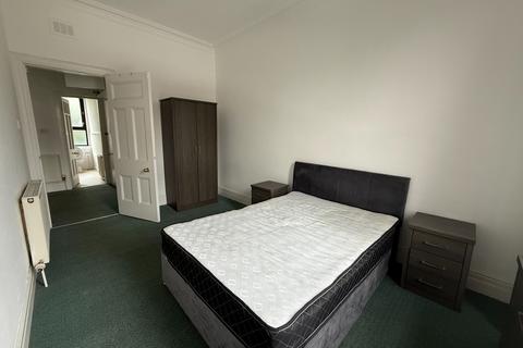 2 bedroom flat to rent, Perth Road, Dundee, DD2