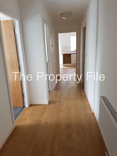 4 bedroom apartment to rent, Platt Lane M14