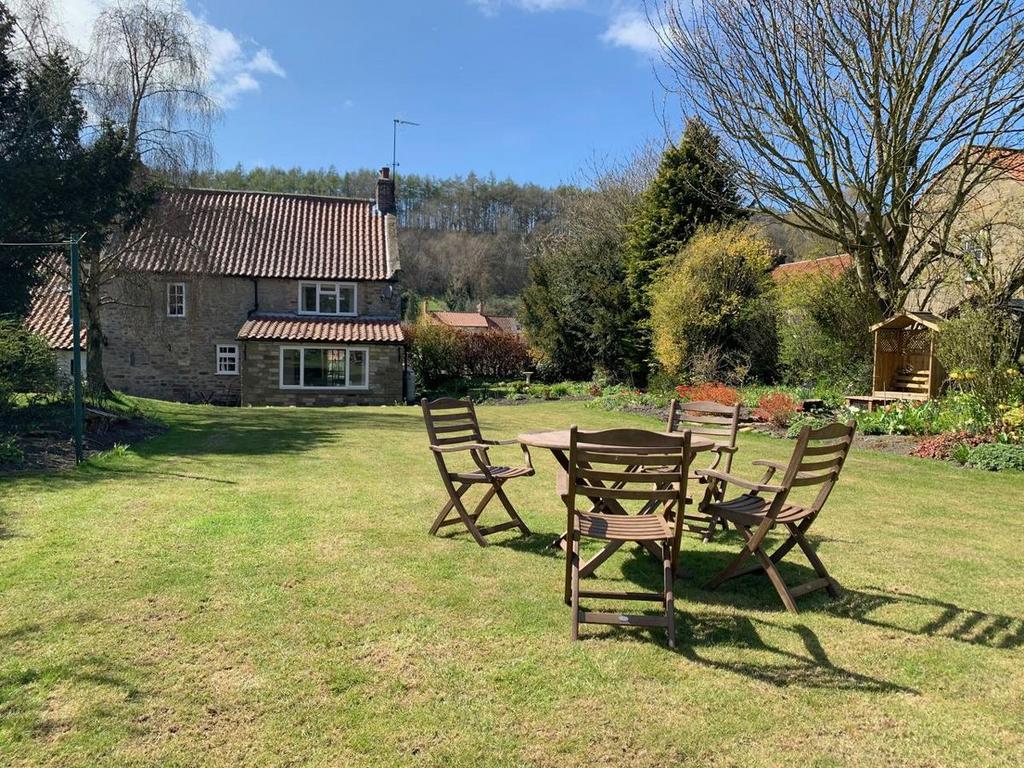 Moorside Cottage, Hutton le Hole YO62 6UA 3 bed cottage for sale £475,000