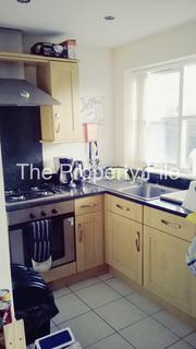 2 bedroom apartment to rent, Wynnstay Grove M14