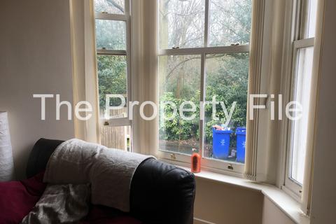 undefined, Wynnstay Grove M14