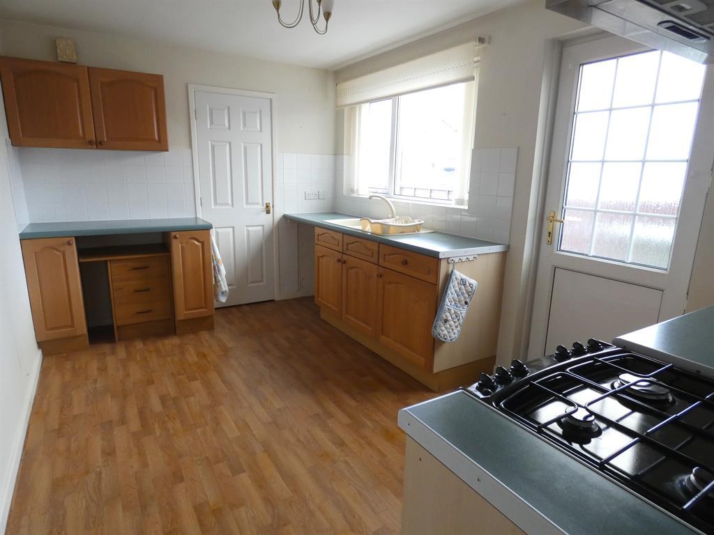 Woodlands Close, Carlisle, CA3 9BS 2 bed semidetached bungalow £165,000