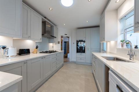 79 Church Way, South Croydon, CR2 0JU