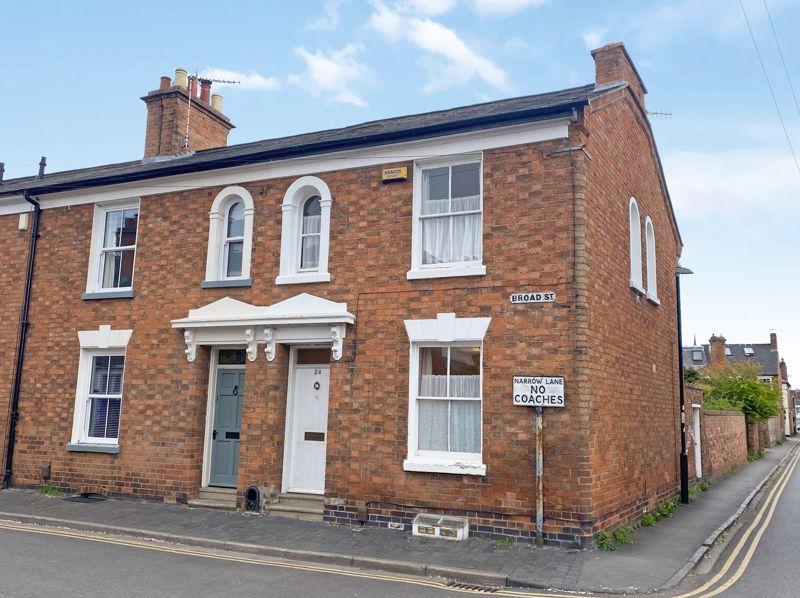 Broad Street, StratfordUponAvon 3 bed end of terrace house £500,000