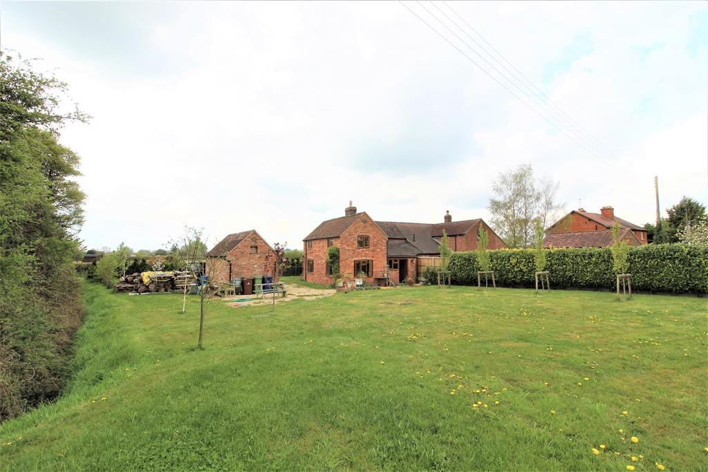Sandhurst Lane, Sandhurst, Gloucester 3 bed cottage £400,000